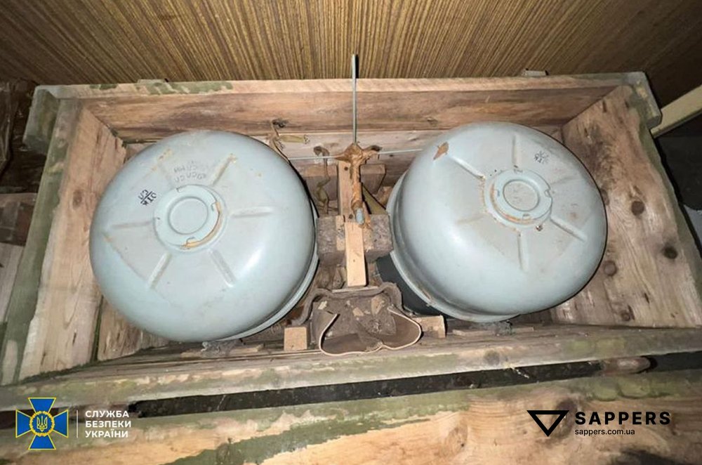 Міни ЯРМ, виявлені СБУ в російському схроні в м. Херсон
