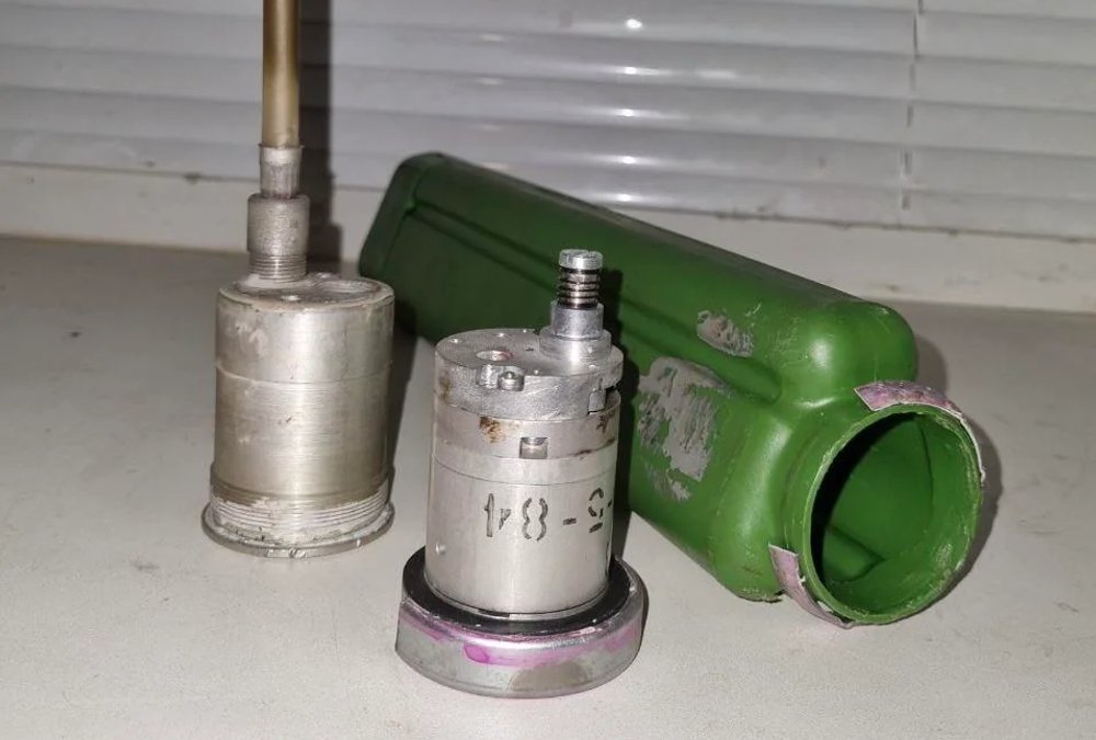 PTM1-G mine body and its fuzes